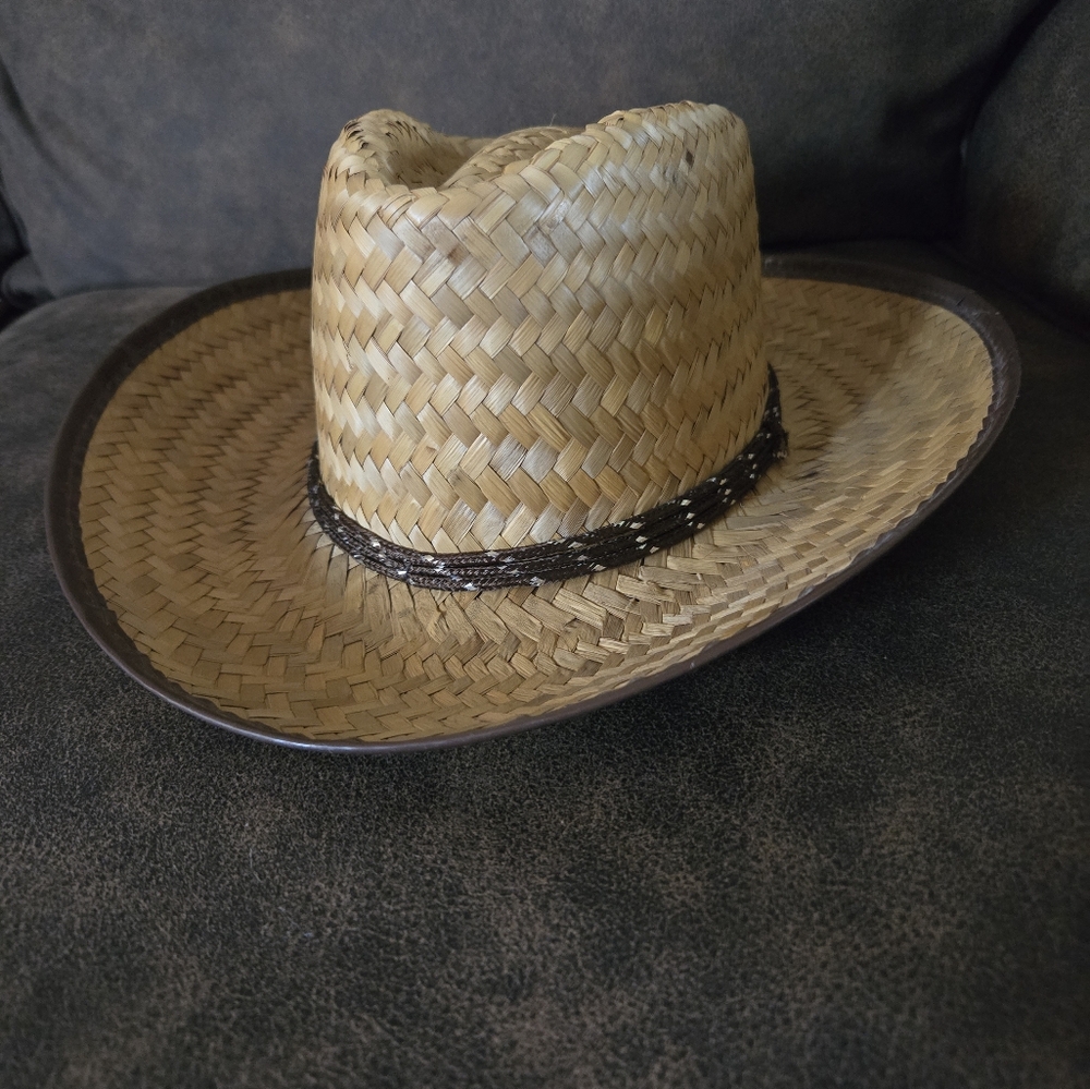 Western Straw Hat Made in Mexico with Brown & Silver Band Around Rim - Picture 1 of 8